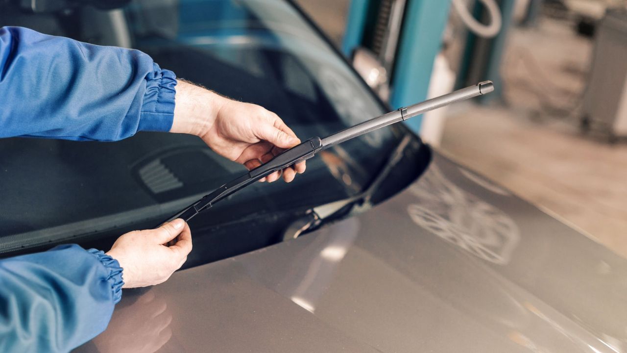 Change Windshield Wiper Blades