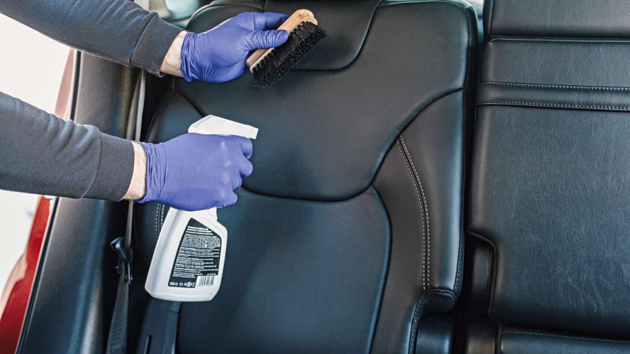 Clean Cloth Or Leather Car Seats