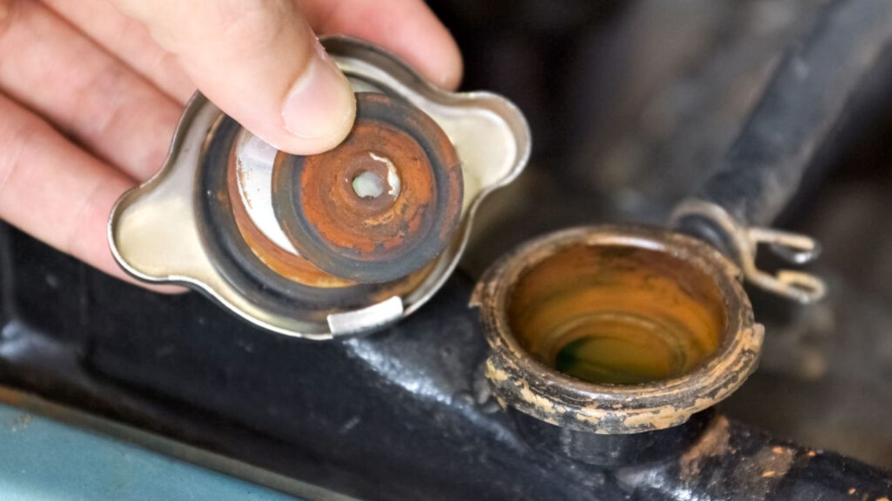 Defective Radiator Cap