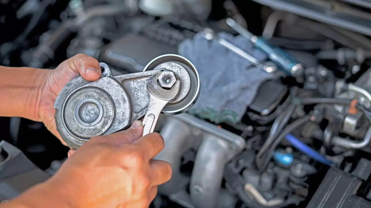 5 Signs Of A Worn Or Failing Tensioner Pulley