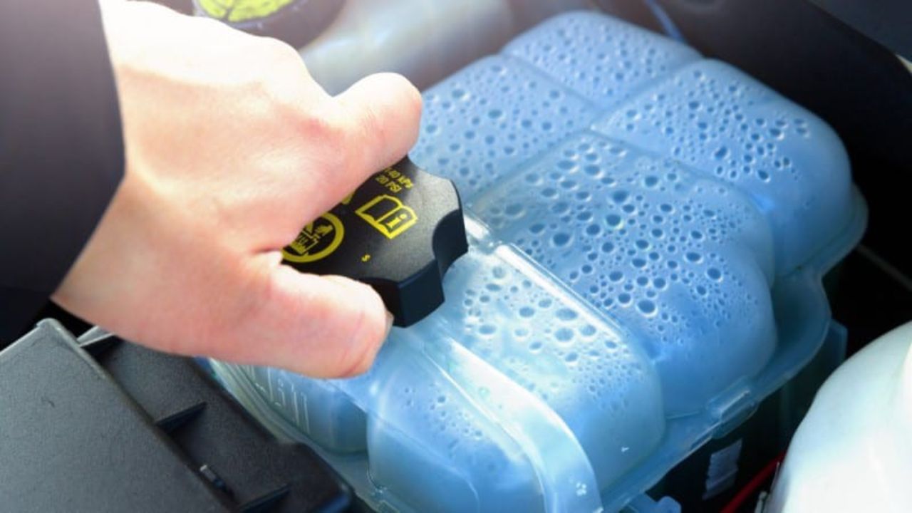 Bubbles In The Coolant Reservoir