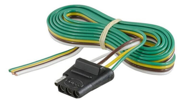 Wiring Trailer Lights With A 4-Way Plug (With Wiring Diagram)