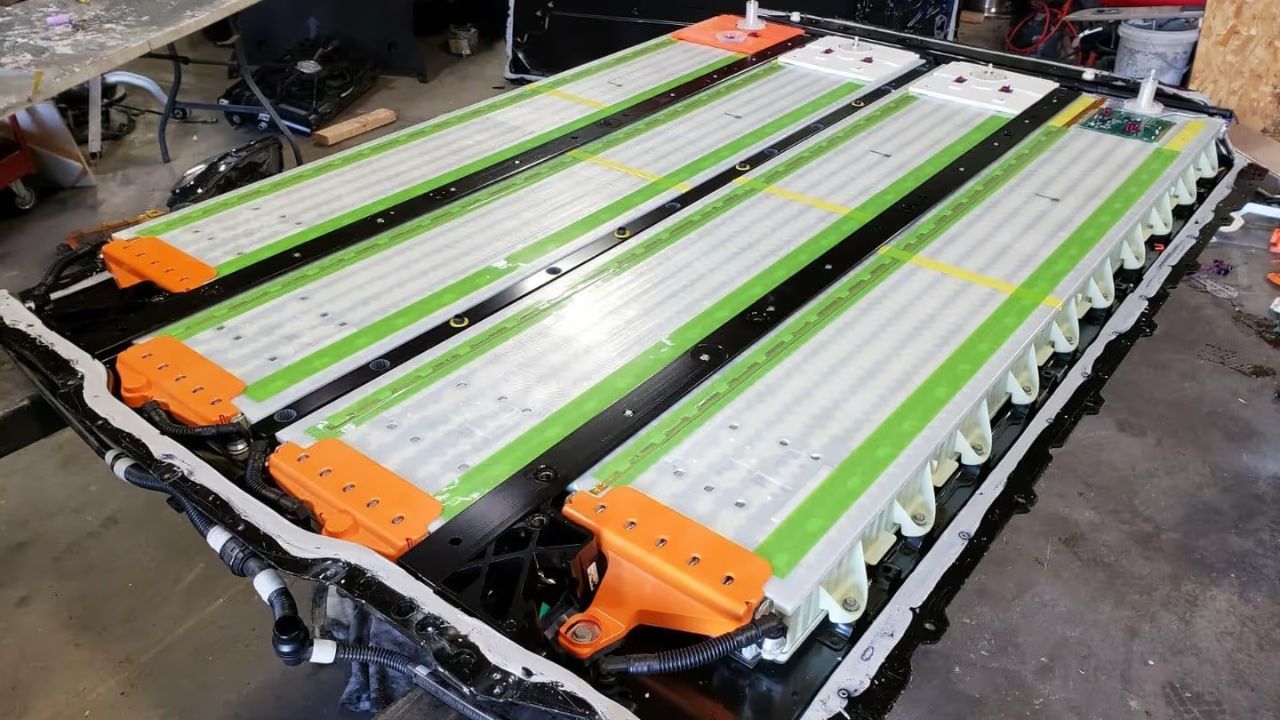 Cost To Replace a Tesla Battery